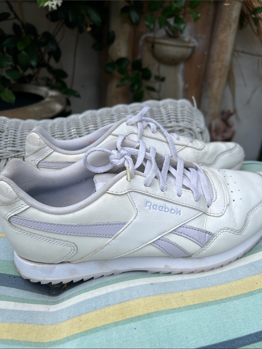 Rebook Vegan Leather Sneakers - Classic Low Top - Picture 2 of 8